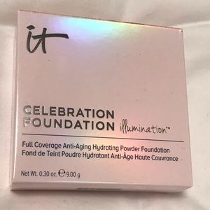 IT Cosmetic Celebration Foundation Illumination.